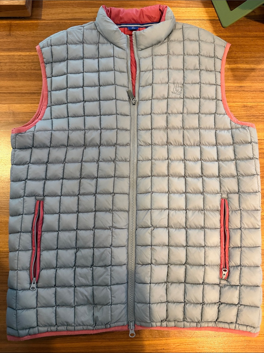 NWOT  FOOTJOY 1857 Puff Quilted Vest Gray With Pink Lining Size M